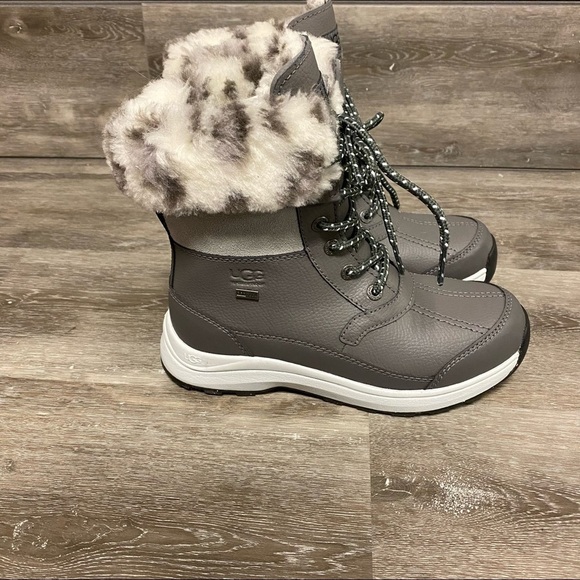 UGG | Zaylee Leopard Waterproof Charcoal Snow Boots NEW - Picture 2 of 9